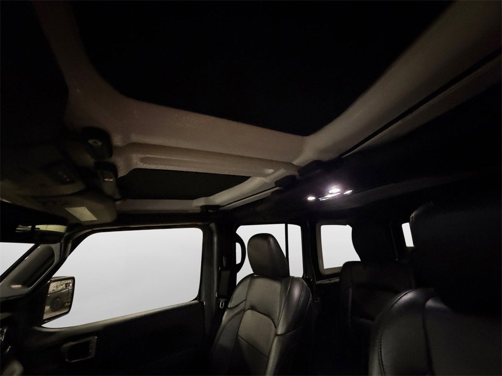 2022 Jeep Wrangler Unlimited Sahara Altitude