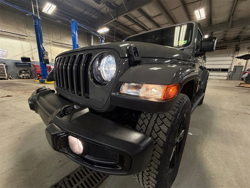 2022 Jeep Wrangler Unlimited Sahara Altitude