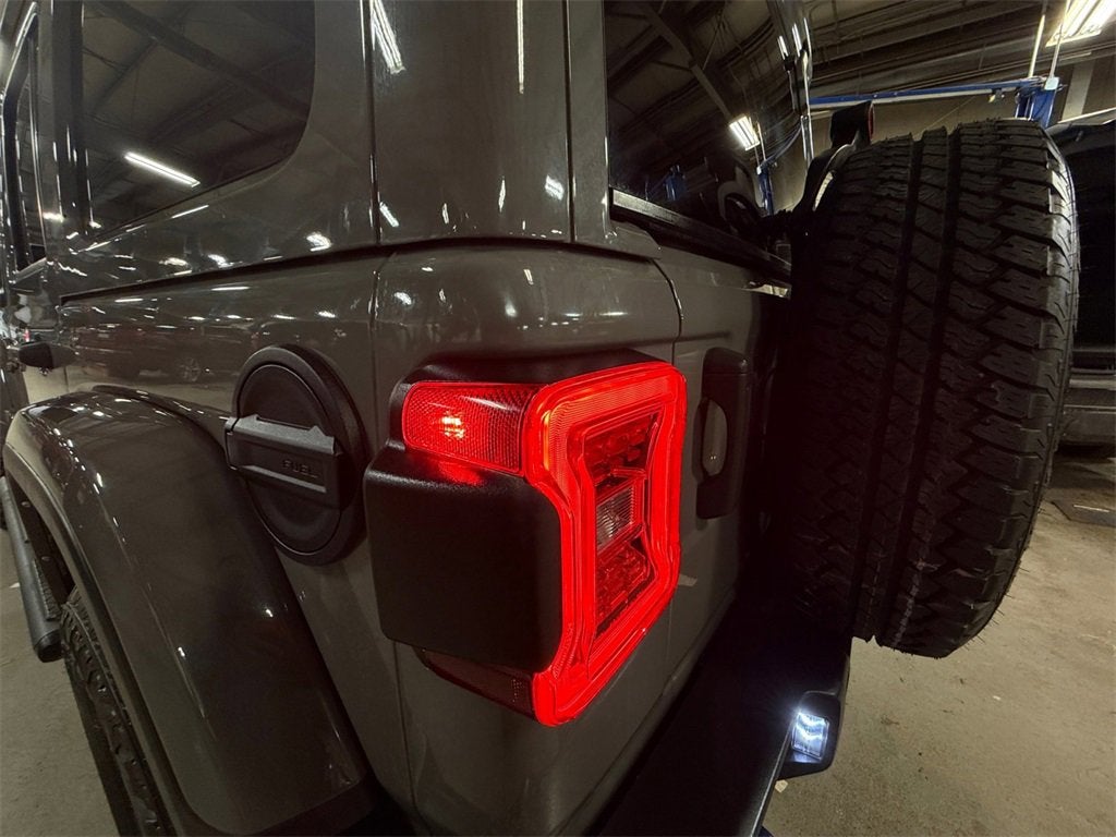 2022 Jeep Wrangler Unlimited Sahara Altitude