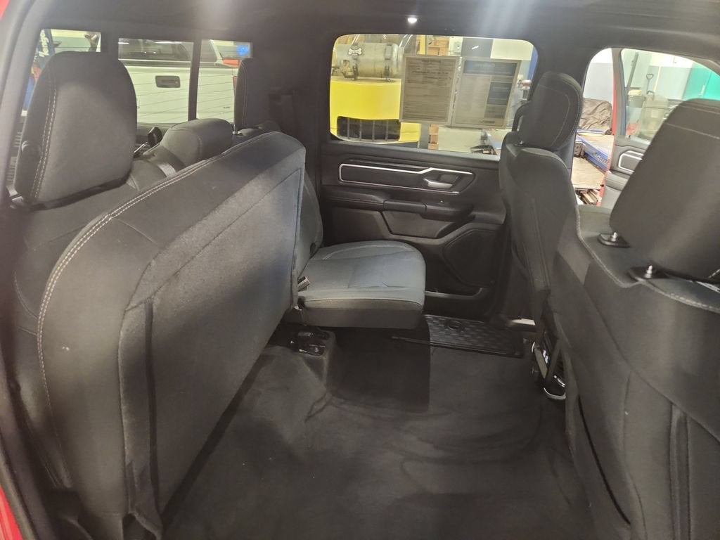 2022 RAM 1500 Big Horn Crew Cab 4x4 6'4" Box