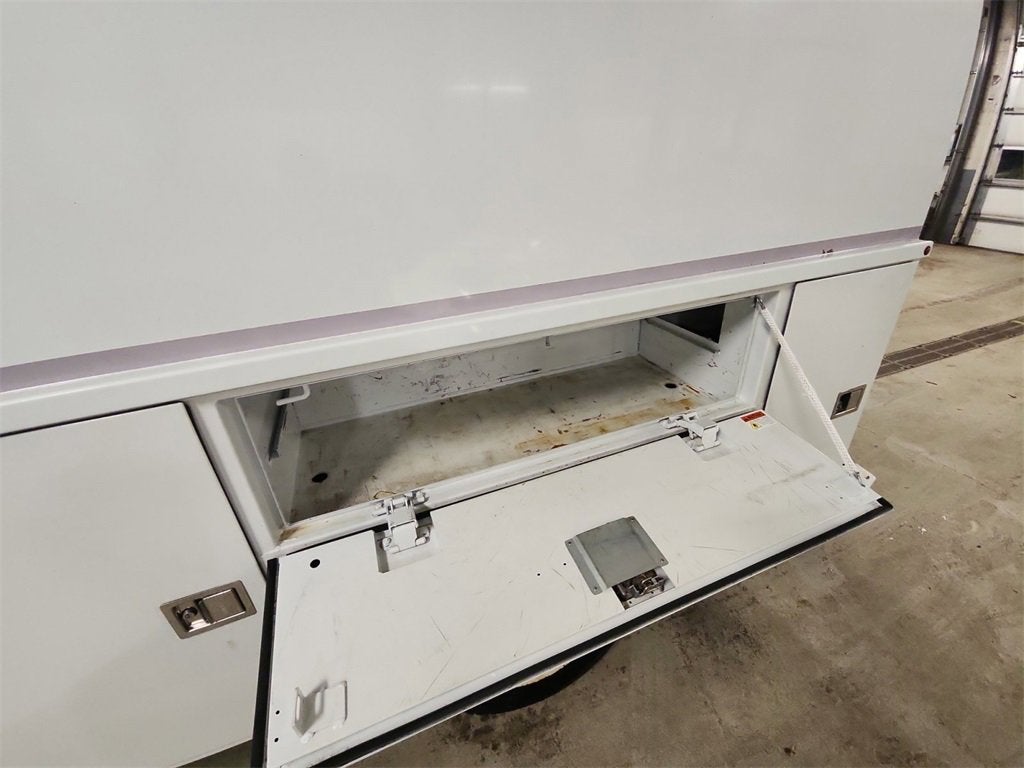 2017 Ford E-Series Cutaway CUTWY