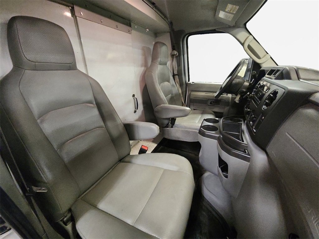 2017 Ford E-Series Cutaway CUTWY