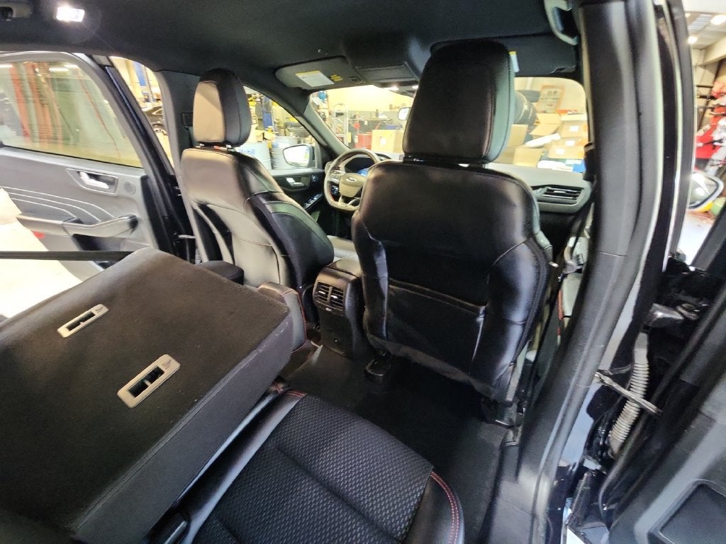 2024 Ford Escape ST-Line Select