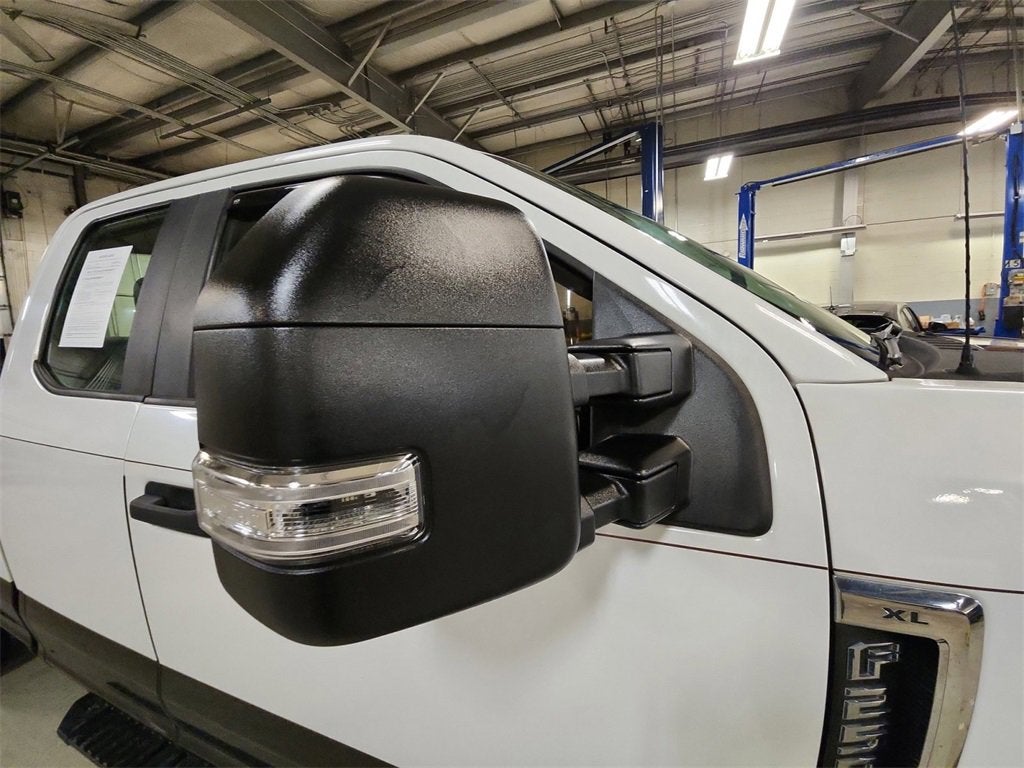 2017 Ford Super Duty F-250 SRW XLT