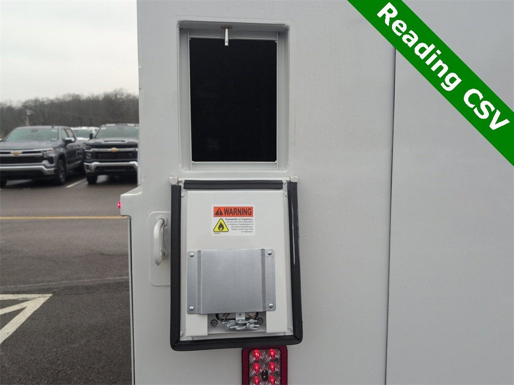 2025 Chevrolet Express Cutaway 3500 1WT