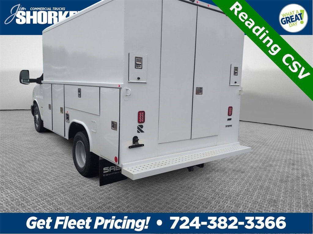 2025 Chevrolet Express Cutaway 3500 1WT