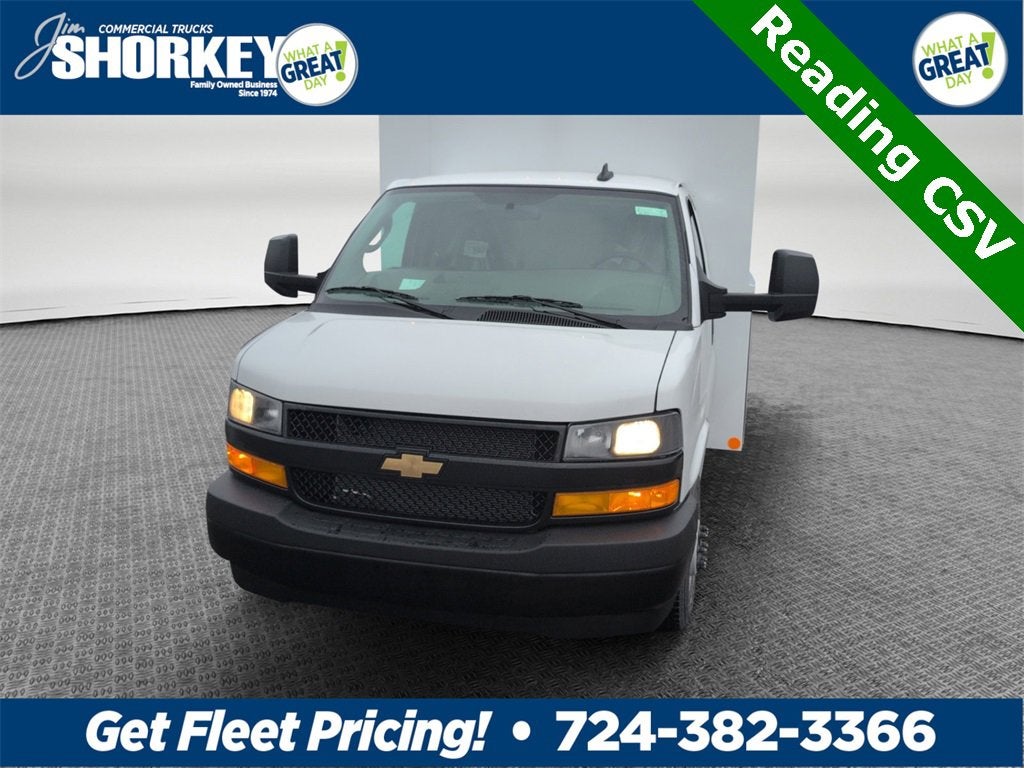 2025 Chevrolet Express Cutaway 3500 1WT