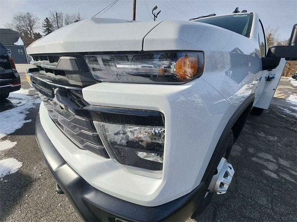 2025 Chevrolet Silverado 3500 HD Chassis Cab Work Truck