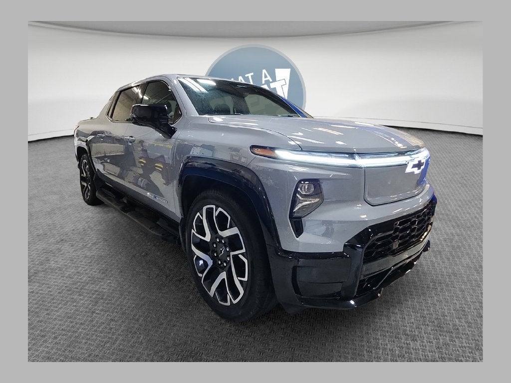2025 Chevrolet Silverado EV RST