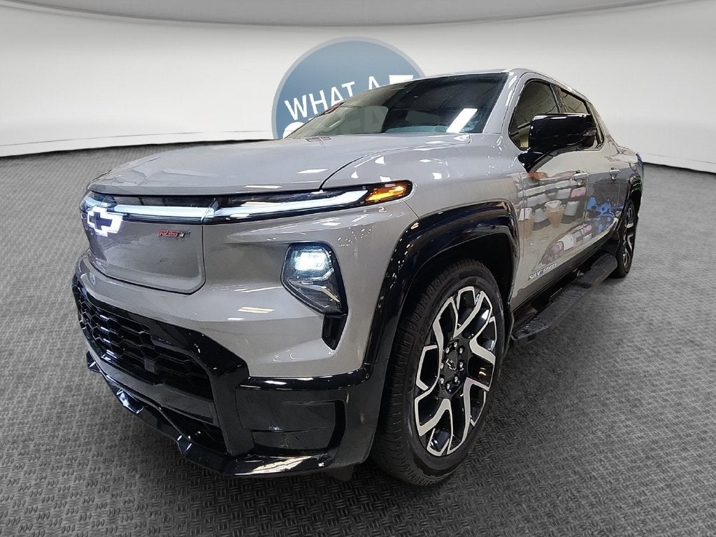 2025 Chevrolet Silverado EV RST - Max Range
