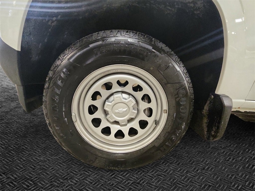 2025 Chevrolet Colorado WT/LT