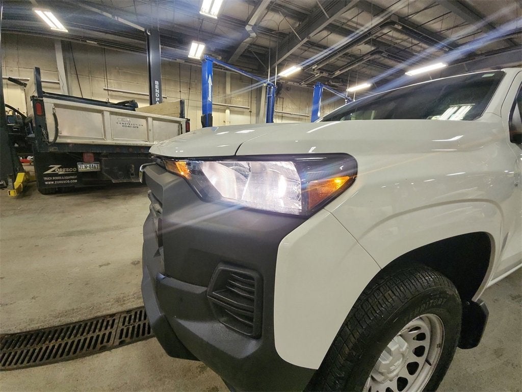 2025 Chevrolet Colorado WT/LT