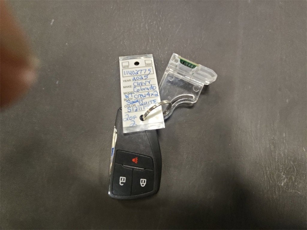 2025 Chevrolet Colorado WT/LT