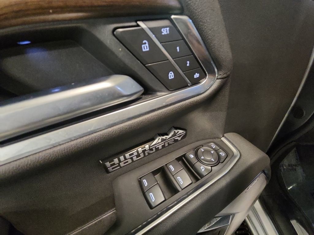 2025 Chevrolet Silverado 1500 High Country