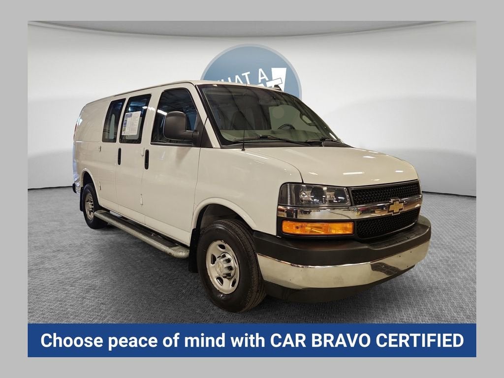 2022 Chevrolet Express 2500 Work Van HD's photo