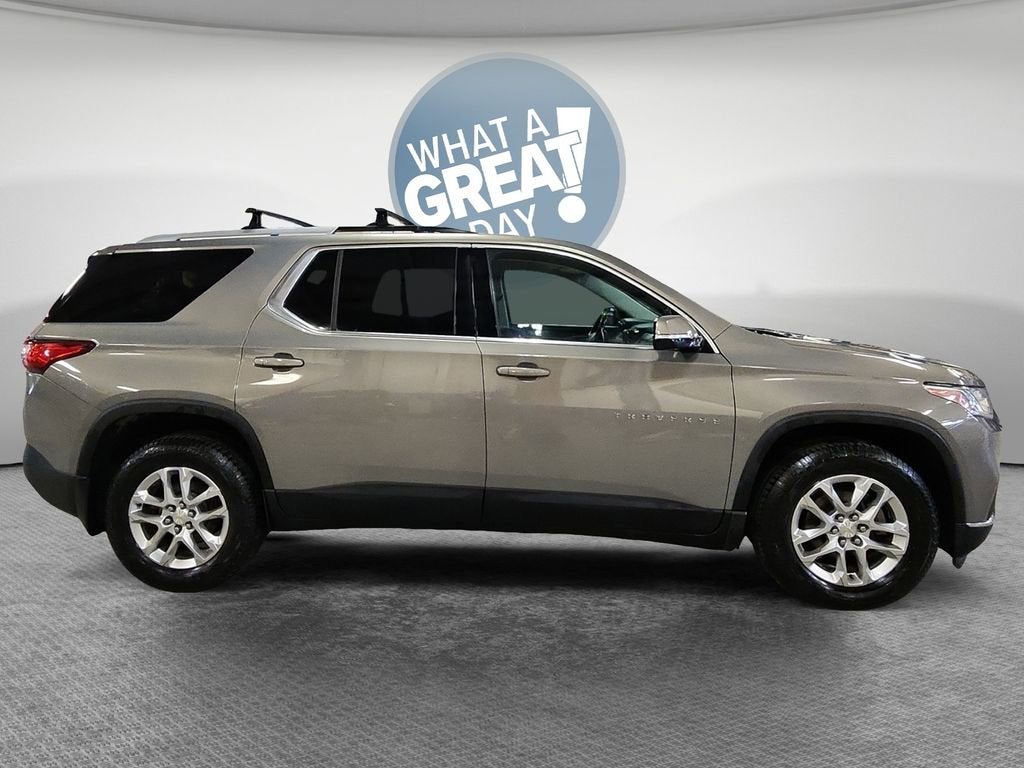 Used 2018 Chevrolet Traverse 1LT with VIN 1GNEVGKW8JJ247464 for sale in Bakerstown, PA
