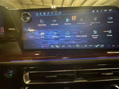 2025 Chevrolet Traverse RS