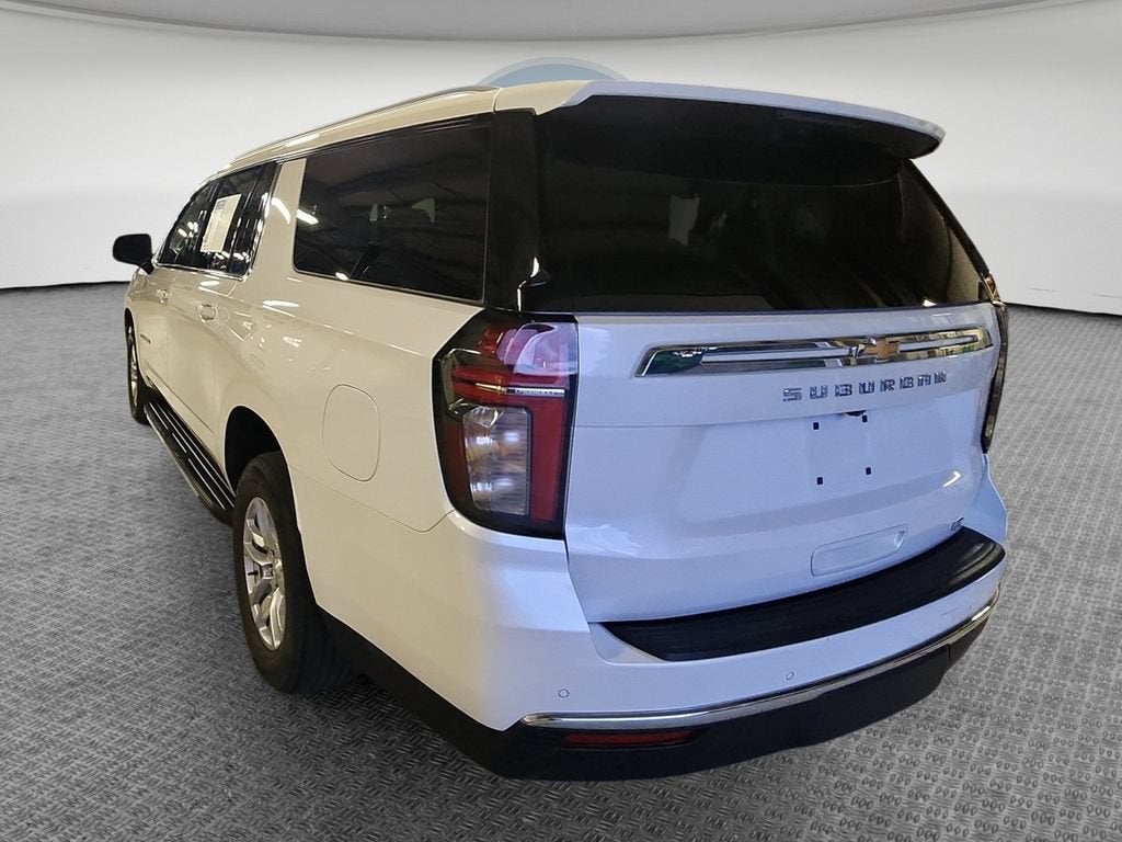 2023 Chevrolet Suburban LT