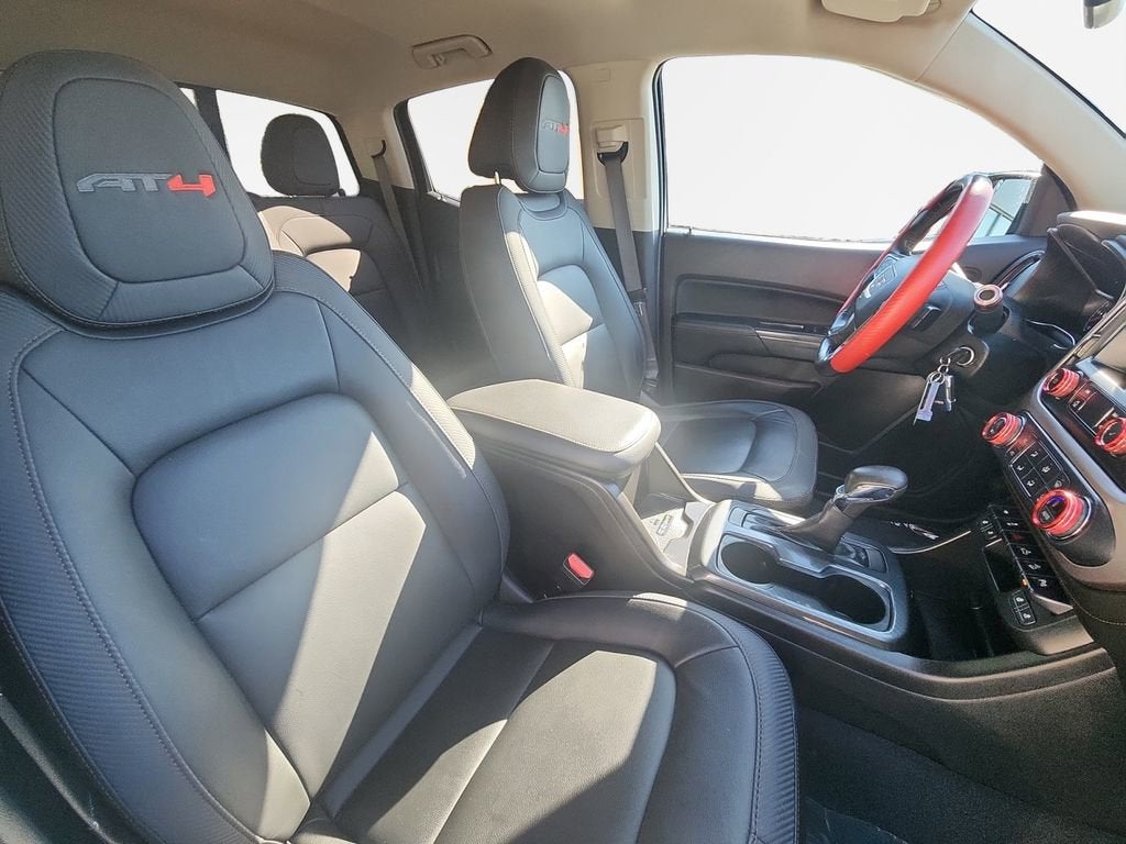 2022 GMC Canyon AT4 - Leather