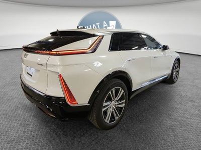 2024 Cadillac LYRIQ Luxury 2