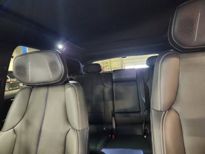 2024 Cadillac LYRIQ Luxury 2