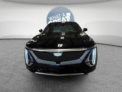 2024 Cadillac LYRIQ Luxury 2
