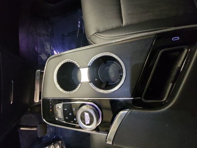 2024 Cadillac LYRIQ Luxury 3