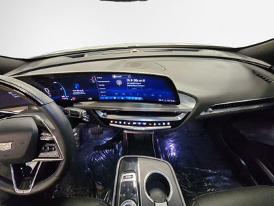 2024 Cadillac LYRIQ Luxury 3