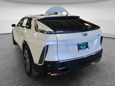 2024 Cadillac LYRIQ Luxury 3