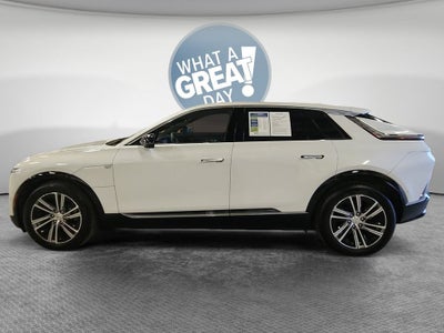 2024 Cadillac LYRIQ Luxury 3