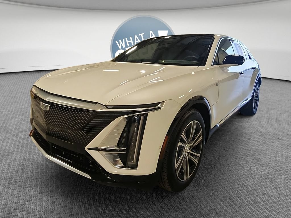 2024 Cadillac LYRIQ Luxury 3