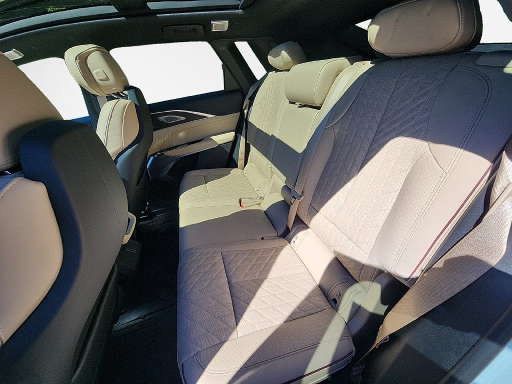 2026 Cadillac LYRIQ Signature Luxury - Photo 26