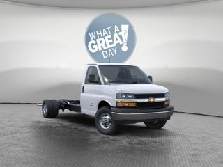 2026 Chevrolet Express Cutaway 4500 NA