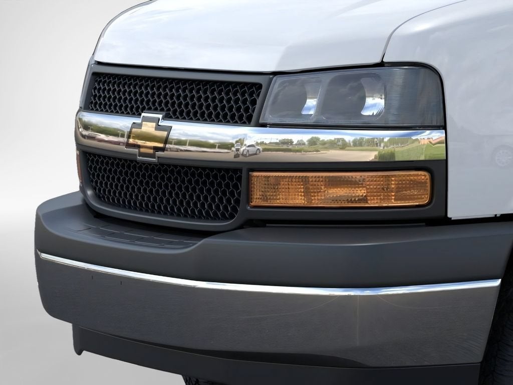 2026 Chevrolet Express Cutaway 4500 2WT