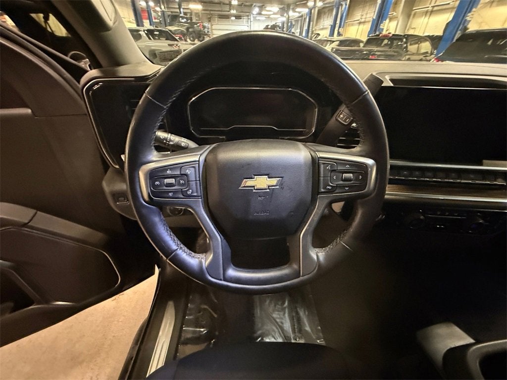 2023 Chevrolet Silverado 1500 LT (2FL)