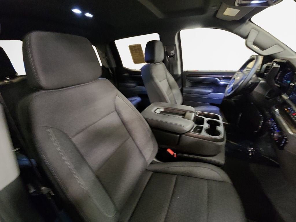 2025 Chevrolet Silverado 1500 LT (2FL)