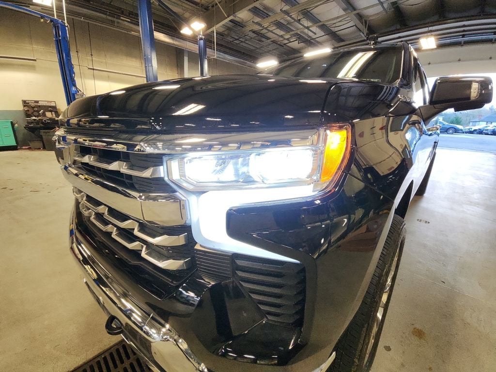 2025 Chevrolet Silverado 1500 LTZ