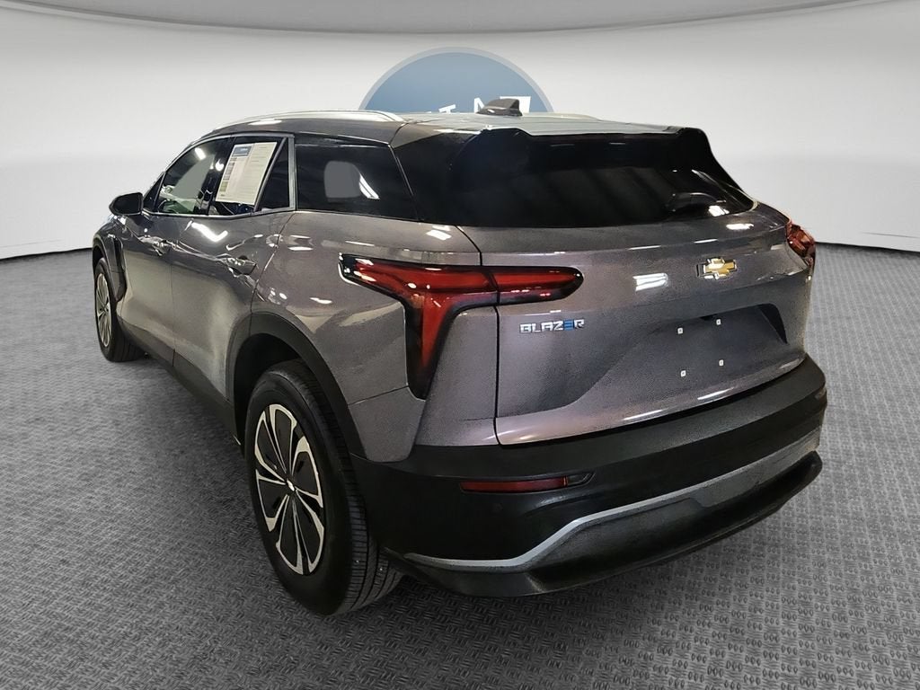 2024 Chevrolet Blazer EV LT - Photo 7