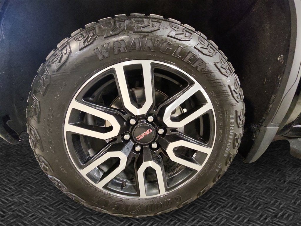 2022 GMC Sierra 1500 Limited AT4