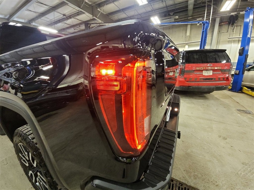 2022 GMC Sierra 1500 Limited AT4