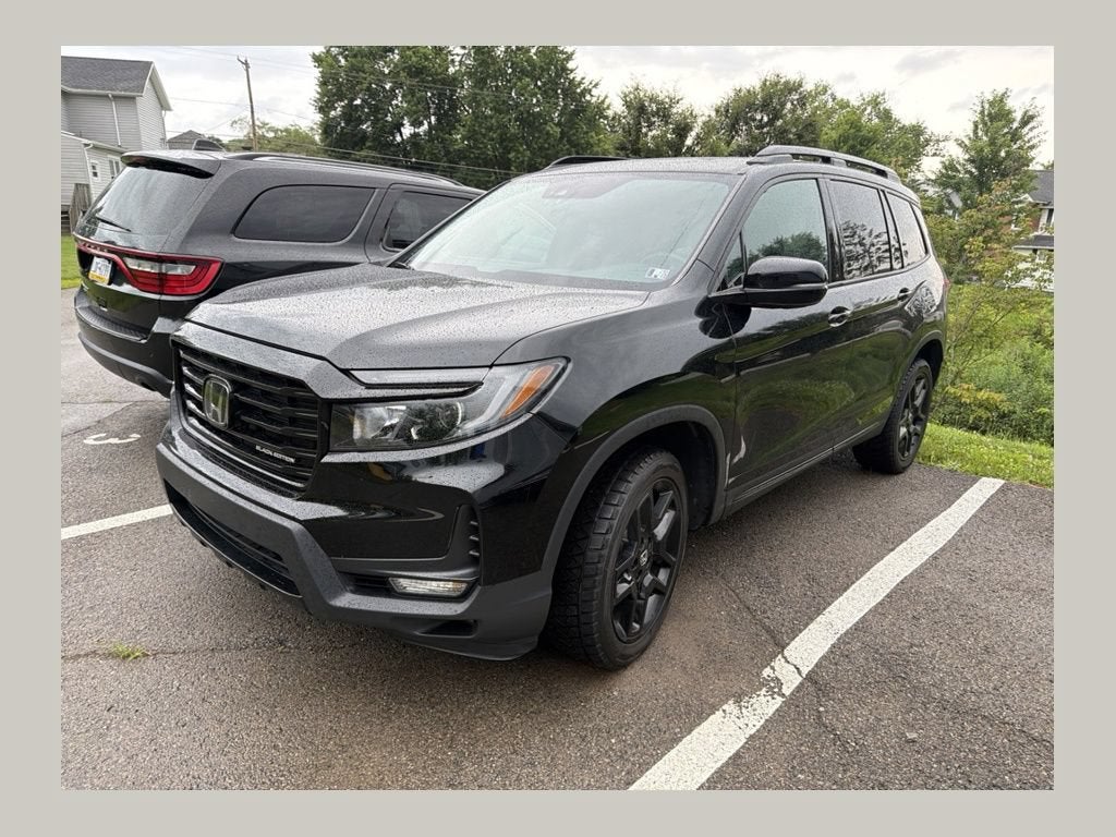 2025 Honda Passport AWD Black