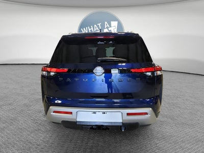 2025 Nissan Pathfinder SL 4WD