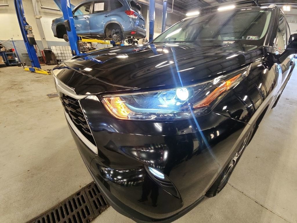 2023 Toyota Highlander L