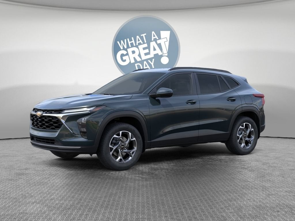 2026 Chevrolet Trax LT - Photo 2