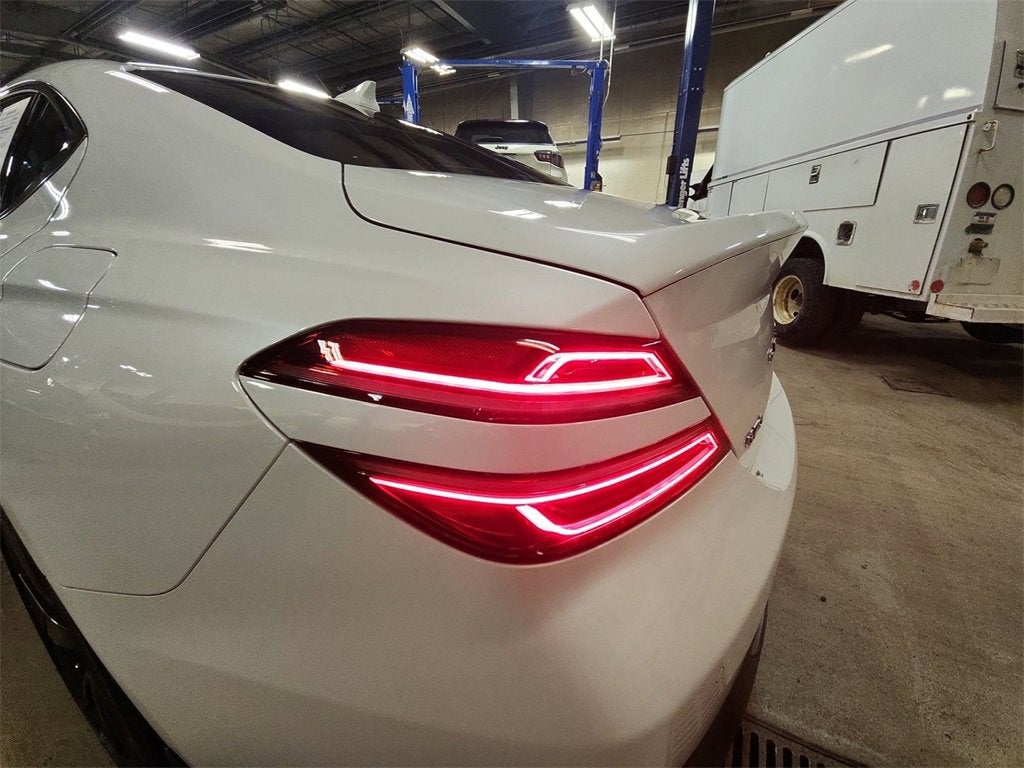 2023 Genesis G70 2.0T