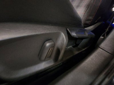 2023 Volkswagen Golf GTI S