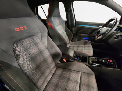 2023 Volkswagen Golf GTI S
