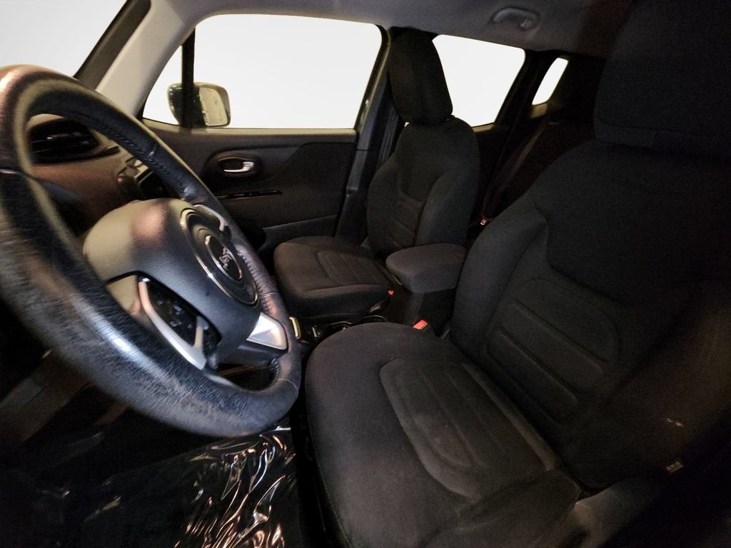 2020 Jeep Renegade Latitude - Photo 13