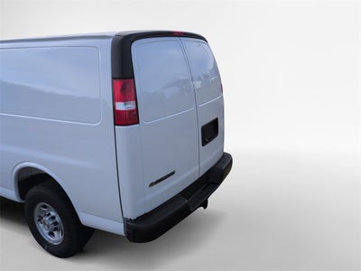 2025 Chevrolet Express Cargo 3500 WT