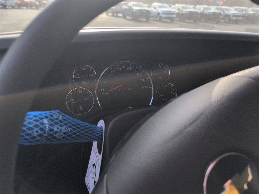 2025 Chevrolet Express Cargo 3500 WT